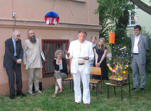Sommerfest Juli 2006 und Verabschiedung Prof Gail im Garten des Instituts Königin-Luise-Straße 34