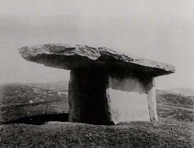 Koindol - Steingrab aus der Bronzezeit in Ŭnyul