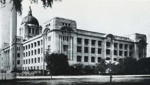 Chosǒn Ch'ongdokpu - Hauptsitz der japanischen Kolonialregierung in Seoul