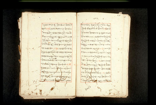 Folios 413v (right) and 414r (left)