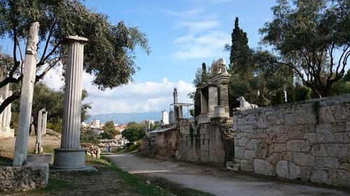 Fig. 1: Grabbezirke an der Gräberstraße im Kerameikos von Athen