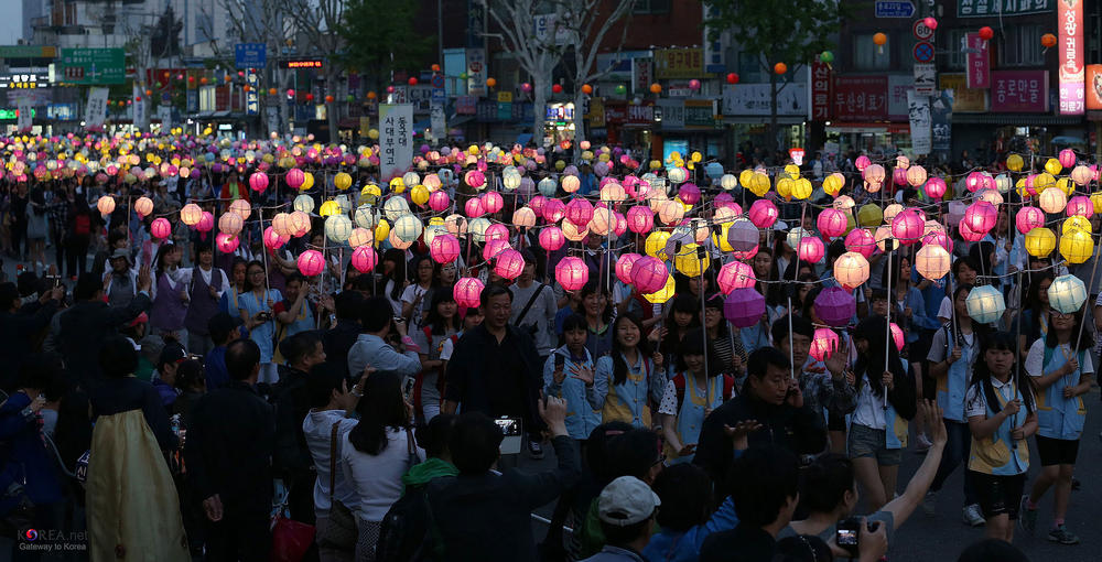 yŏndŭnghoe in Seoul, 2013