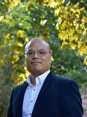 Sangkuk Kim