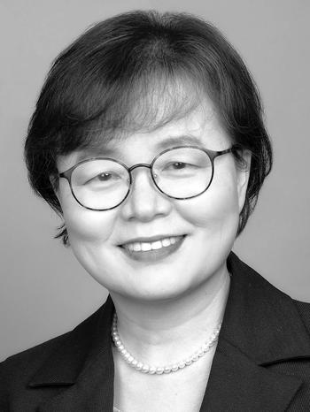 Eun-Jeung Lee