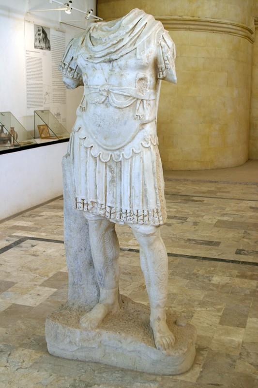 Römische Statue, Museum Deir ez-Zor