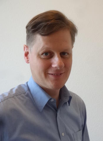 Dr Oliver Stein
