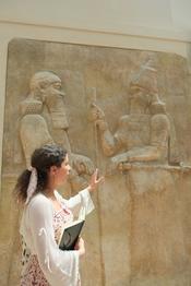 studies in front of the object (© L. Veenstra)