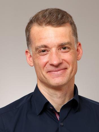 Prof. Dr. Florian Zemmin
